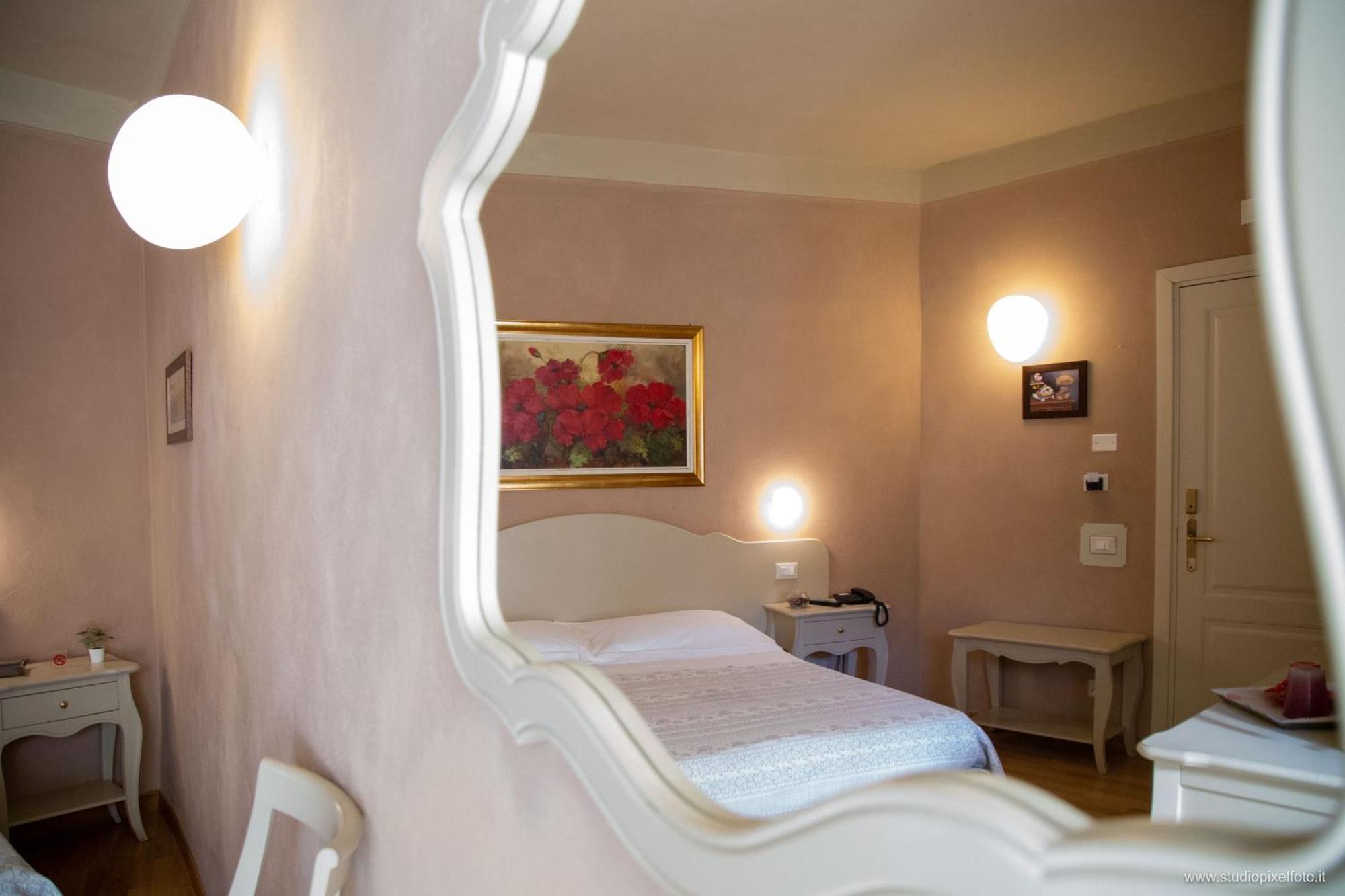 Residenza D'Epoca Relais I Miracoli Hotel Pisa Exterior foto