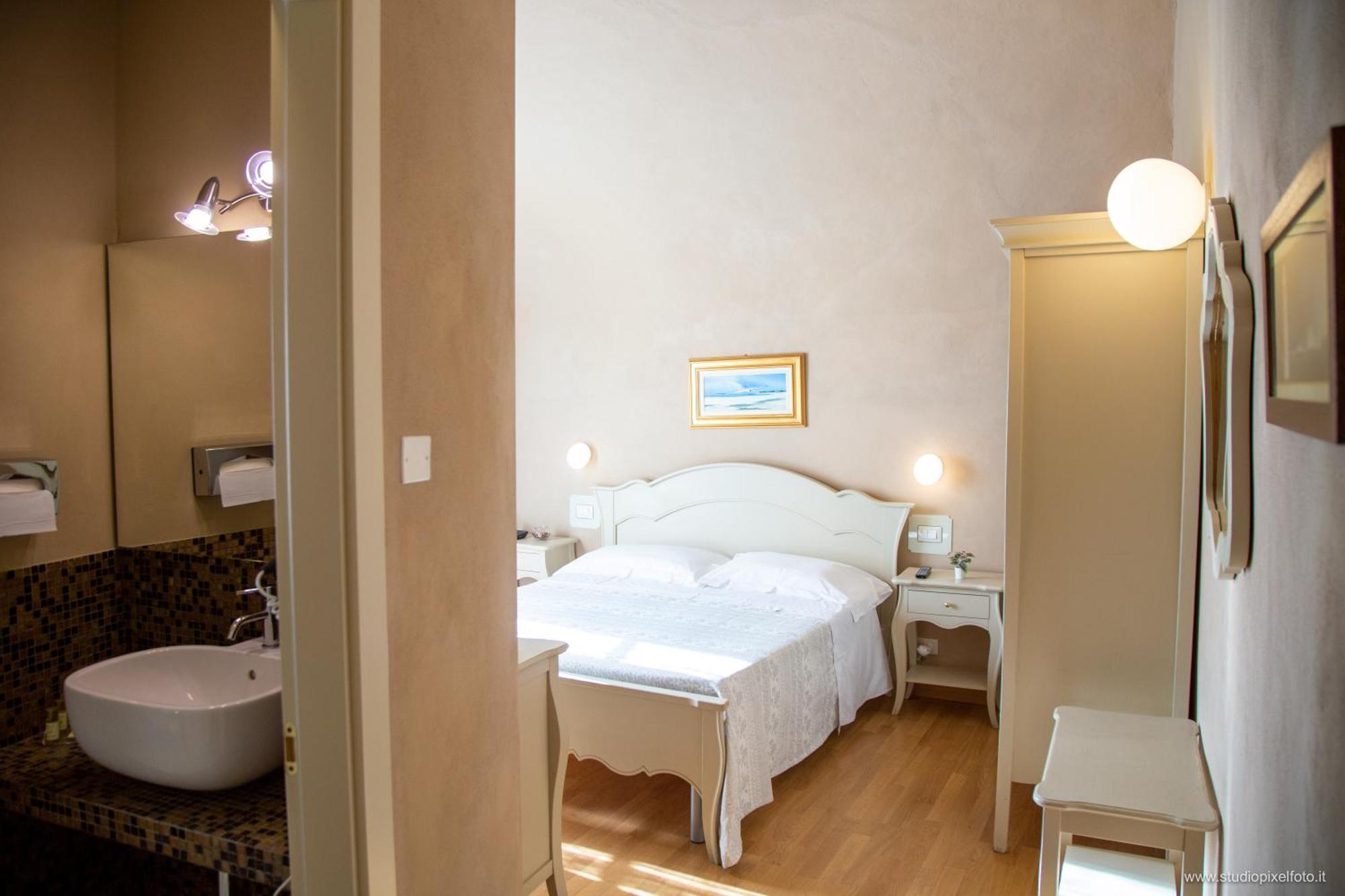Residenza D'Epoca Relais I Miracoli Hotel Pisa Exterior foto