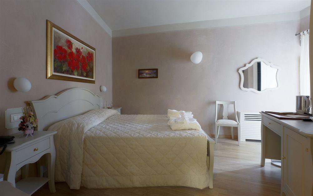 Residenza D'Epoca Relais I Miracoli Hotel Pisa Exterior foto